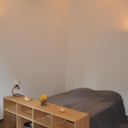 Location Studio Meuble Avec Jardin بلدية سورغ المظهر الخارجي الصورة